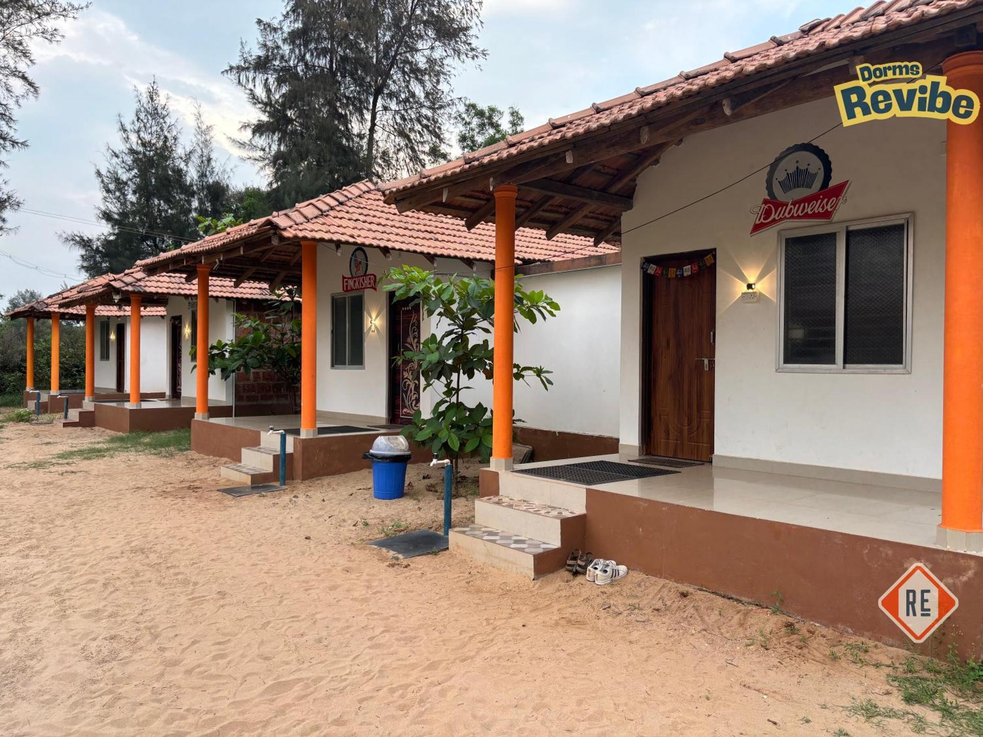 Revibe Beach Hostel Gokarna Гокарна Екстер'єр фото